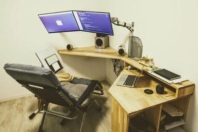 躺式辦公桌 程序員腰椎健康的創(chuàng)新解決方案